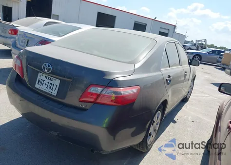 2008 Toyota Camry Le z USA, uszkodzony, nr VIN 4T4BE46K28R038944